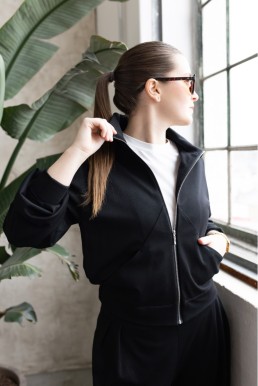 Bomber ALMA black