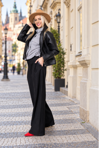 Černá bunda COMO z hřejivého neoprenu | NODILEMMA